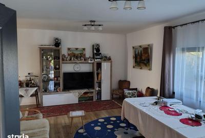 Casă cu 5 camere cu Teren 1300 Mp în Curtești - 3