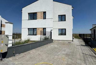 Casă cu 5 camere cu Teren 354 Mp în Moșnița Veche - 2