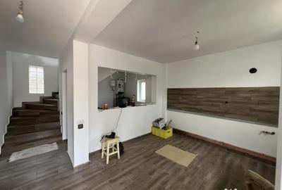 Casă cu 3 camere cu Teren 187 Mp în Brănești - 9