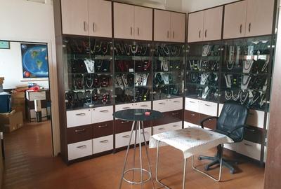 Spațiu comercial, de 48 mp, în Republicii - 3