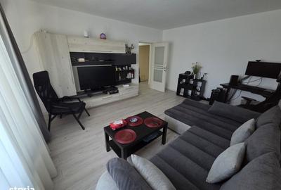 Apartament cu 3 camere decomandat în Vitan - 1