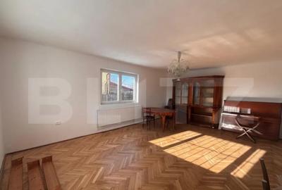 Spațiu comercial, de 320 mp, în Central - 10