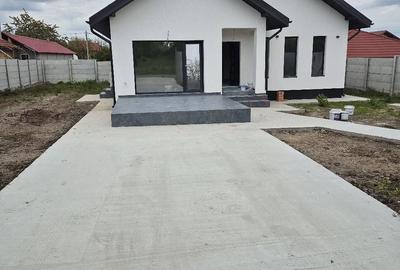 Casă cu 3 camere cu Teren 600 Mp în Exterior Vest - 1