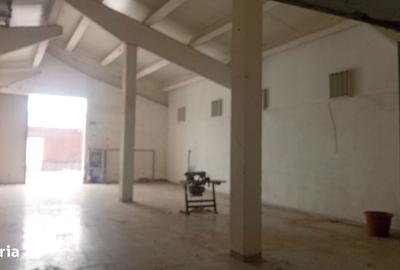 Spațiu comercial, de 950 mp, în Central - 2