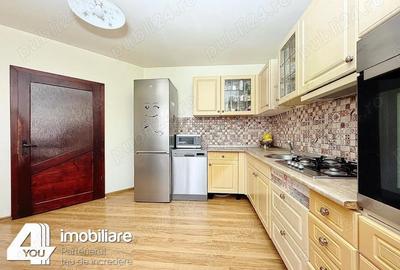 Casă cu Teren 1422 Mp în Cicir - 17