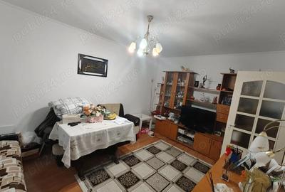Apartament cu 3 camere decomandat în Tomis Nord - 1