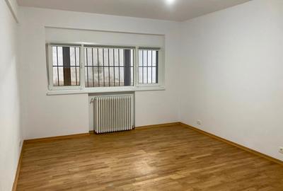 Birou 87mp parter renovat, centrală proprie - Piața Romană- Dacia - 2