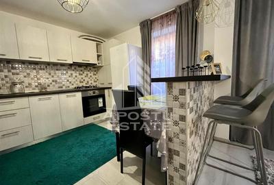 Casa la curte comuna, 4 camere, centrala proprie, complet renovata - 4