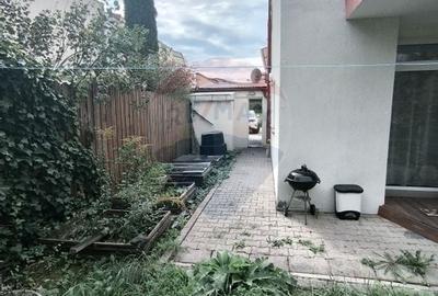 Casa tip duplex de inchiriat - 27