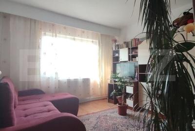 Apartament de vanzare - 2 camere decomandat, etaj intermediar, in Marasti