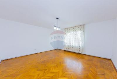 Parter de casa 133 mp de inchiriat in centrul ora?ulu... - 3