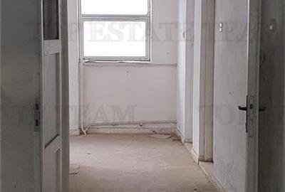 Cladire de vanzare 4346 mp si teren 2912 mp Militari - 4