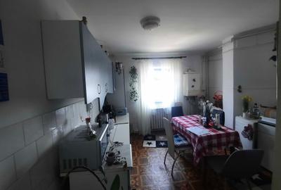 Apartament cu 3 camere decomandat în Central - 6