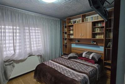 Apartament cu 2 camere semidecomandat în Central - 1
