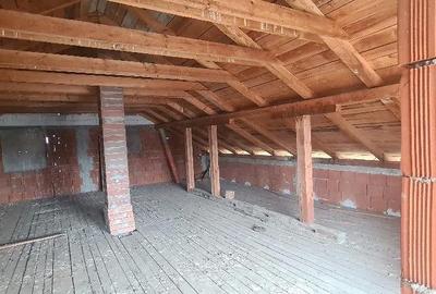 Casă cu 2 camere cu Teren 250 Mp în Central - 2