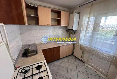 Apartament 3 camere de inchiriat etaj 1 Alba Iulia Zona Cetate Mobilat Complet - 13