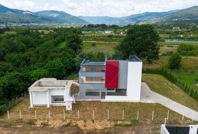 Vila cu piscina - Bistrita - 52