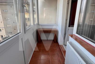 Apartament cu 4 camere, mobilat în Ștrand - 12