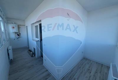 Garsonieră decomandată în Est - 4