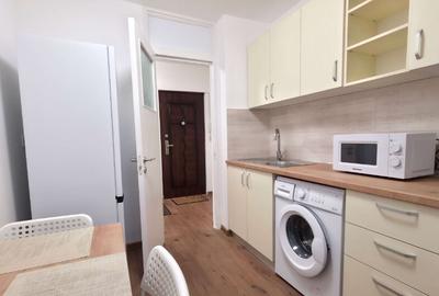 PROPRIETAR Inchiriez apartament 2 camere, decomandat Pia?a Sudului - 6