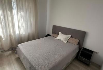 Apartament cu 2 camere decomandat în Apărătorii Patriei - 9