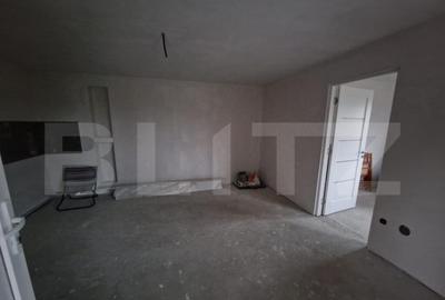 Casa de vanzare + teren 1000mp la doar 9 km de Bistrita. zon - 8