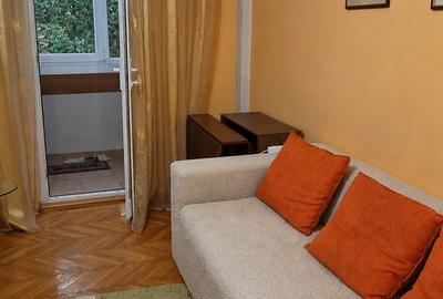 Apartament semidecomandat, mobilat în Titan - 3