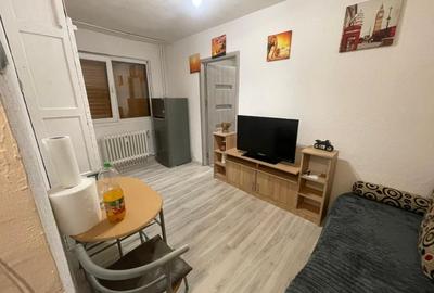 Apartament cu 2 camere semidecomandat, mobilat în Valea Rosie - 1