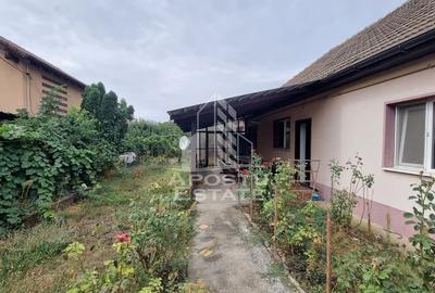 Casa individuala, curte generoasa, centrala proprie, sat Covaci - 2