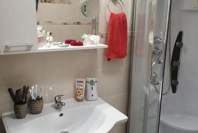 Apartament cu 3 camere decomandat în Central - 2