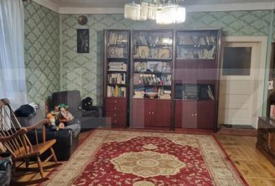 Casă cu 4 camere cu Teren 201 Mp în 14 Mai - 2