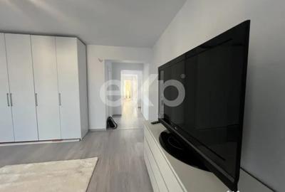Apartament cu 3 camere decomandat în Titan - 17