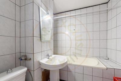 Apartament de 3 camere Campulung zona Visoi - 12