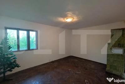 Casă cu 3 camere cu Teren 1159 Mp în Central