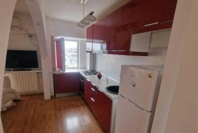 Garsonieră decomandată, mobilată în Vitan Mall - 5