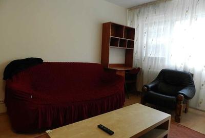 Apartament cu 2 camere semidecomandat în Iancului