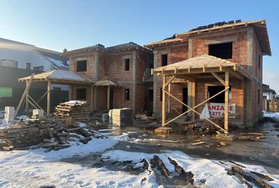 Proprietar. Duplexuri Individuale la Cheie. 3 bai. Carport - 10