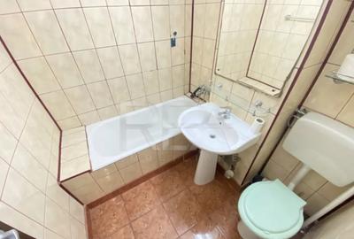 Garsonieră decomandată în Rahova