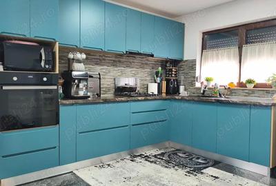 Casă cu Teren 569 Mp în Zăvoi - 16