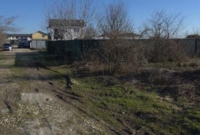 Teren de 561 mp, în Central