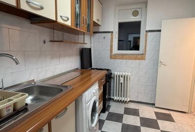 2 camere Titan Parc - Metrou - 12