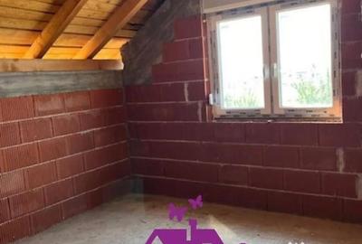 Casă cu 5 camere cu Teren 500 Mp în Oșorhei - 12