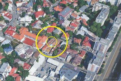 Casă cu 6 camere cu Canalizare în Moșilor - 2