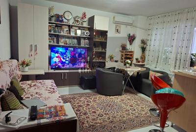 Apartament cu 2 camere decomandat în Splaiul Unirii