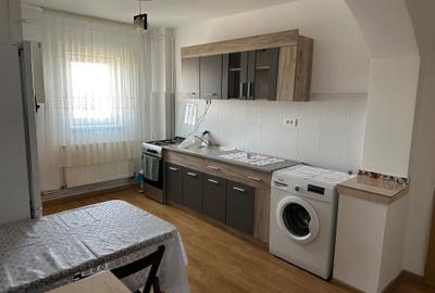 Apartament cu 2 camere decomandat în Energiei - 4