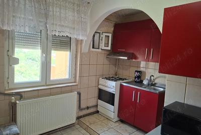 Vand apartament 4 camere, zona centrala - 9