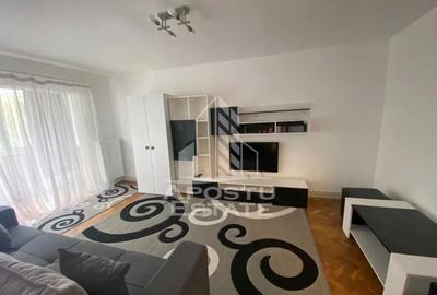 Apartament cu 3 camere, zona Soarelui, Centrala Proprie