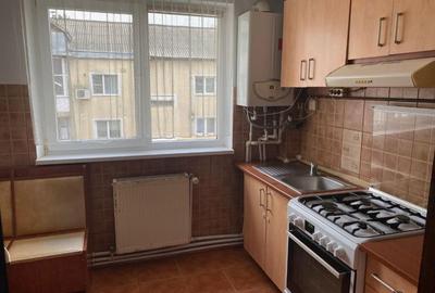 Apartament cu 3 camere decomandat în Sfântu Ilie - 3