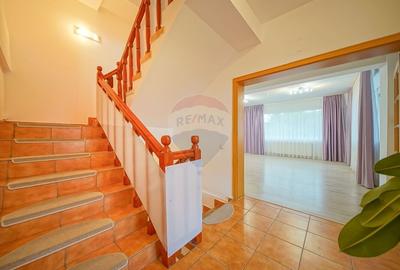 CENTRAL - Cladire birouri DE INCHIRIAT - 27