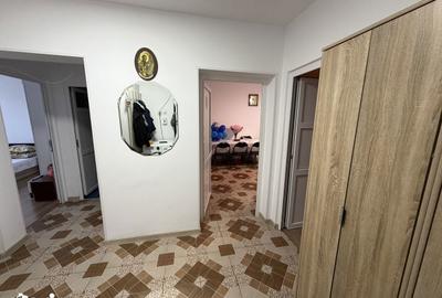 Apartament cu 3 camere decomandat în Democrației - 4